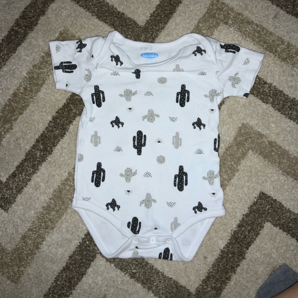 🌵 cactus onesie 6-9 months